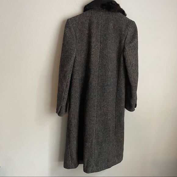 Cassidy Vintage Double Breasted Fur Collar Wool Coat - Picture 16 of 16